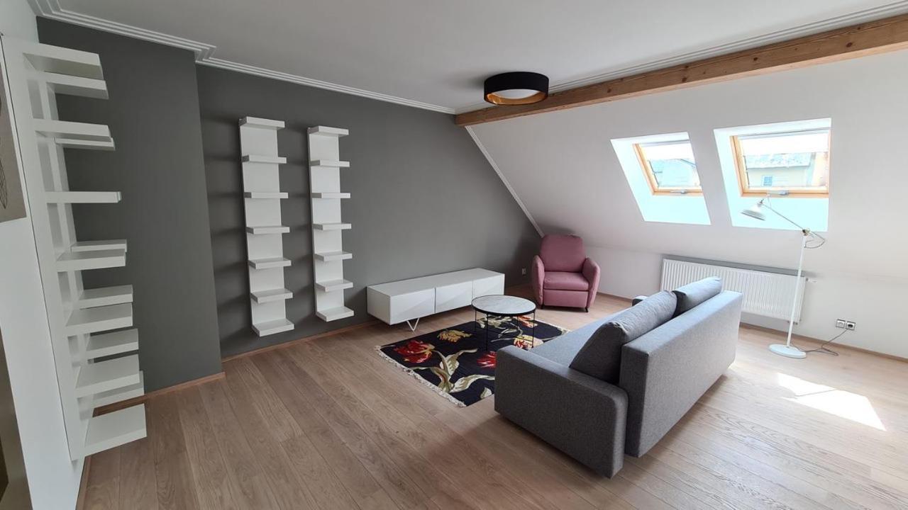 The Gusto Apartman 霍穆托夫 外观 照片
