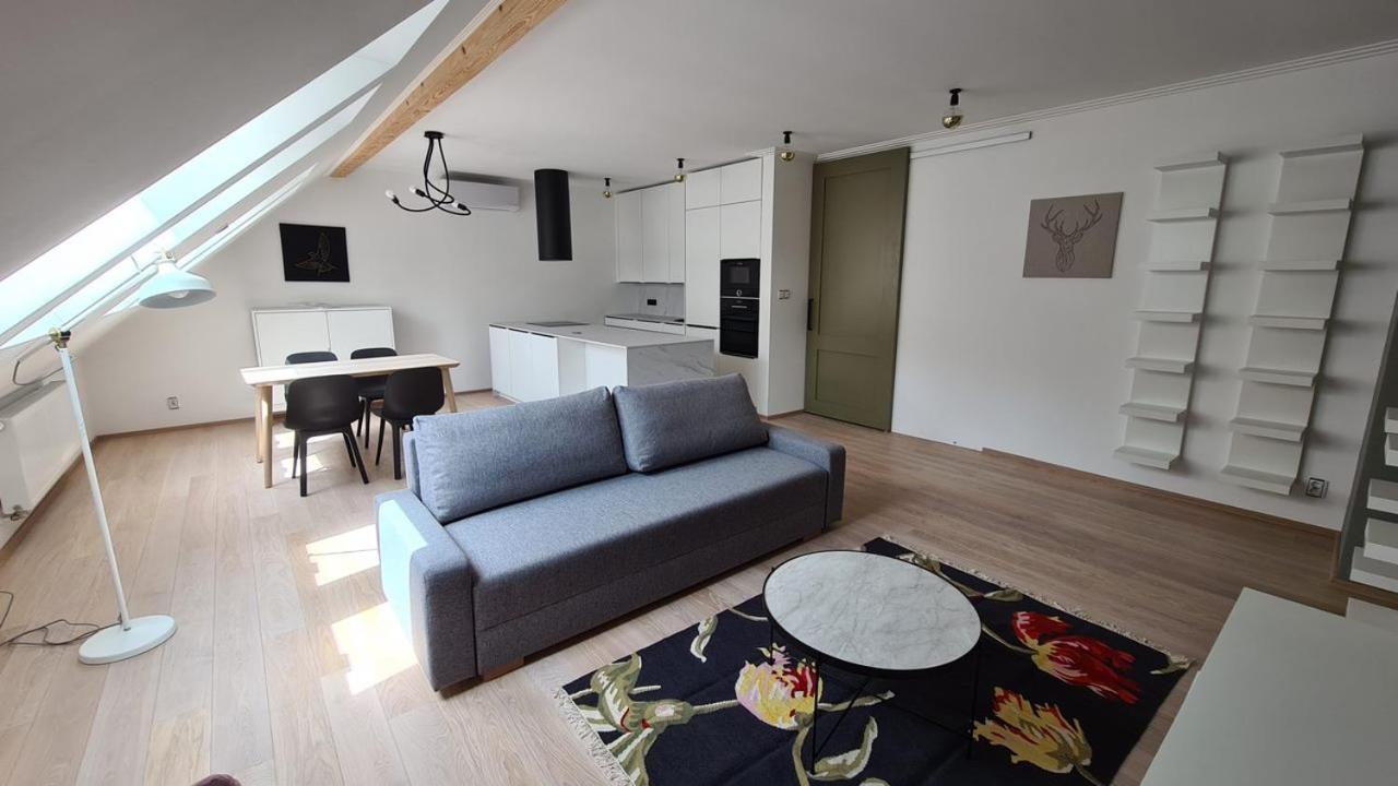 The Gusto Apartman 霍穆托夫 外观 照片