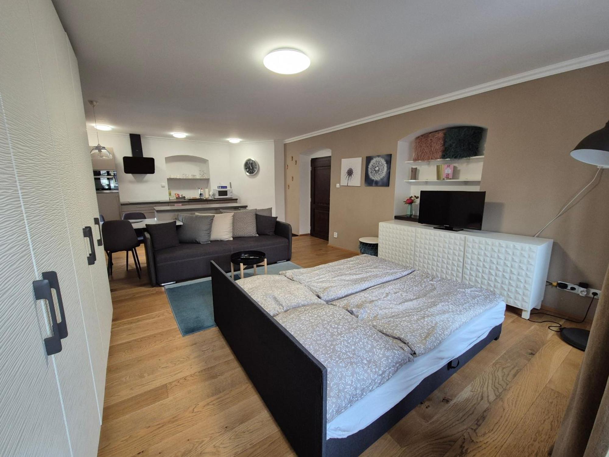The Gusto Apartman 霍穆托夫 外观 照片