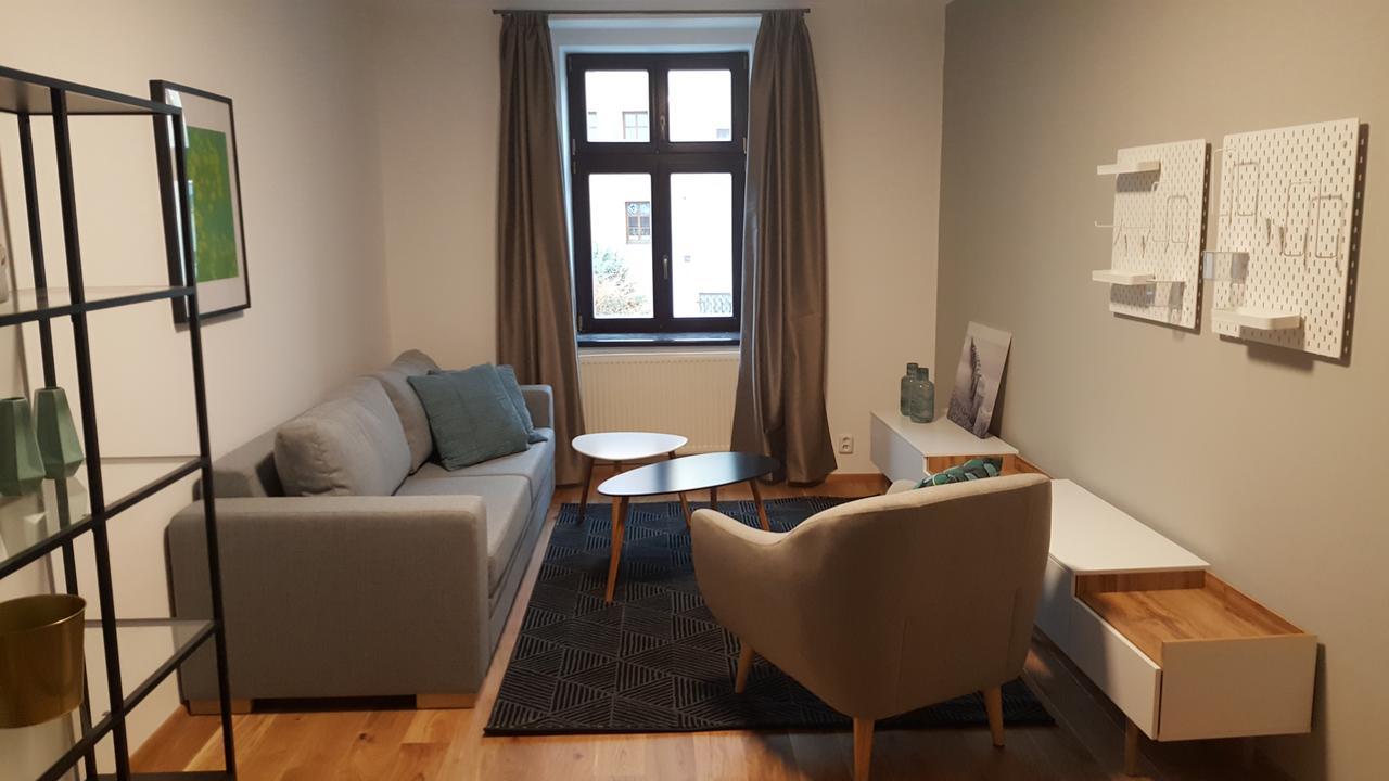 The Gusto Apartman 霍穆托夫 外观 照片