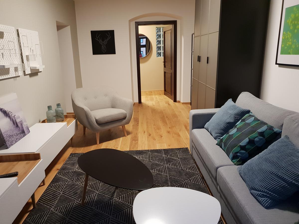 The Gusto Apartman 霍穆托夫 外观 照片